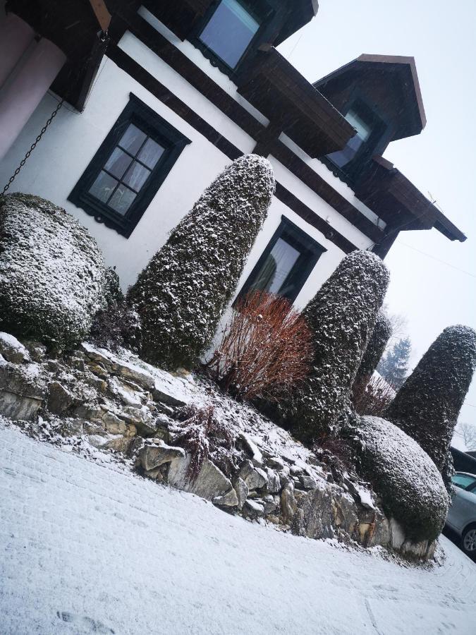 Вилла Cyprianowka Warszowice Экстерьер фото