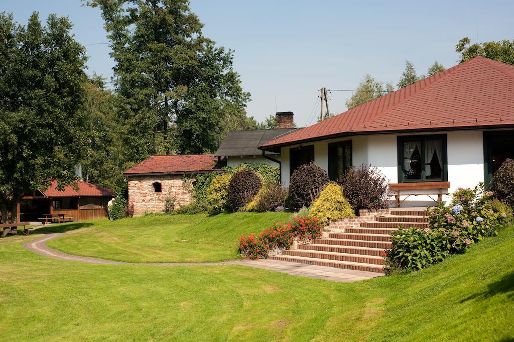 Вилла Cyprianowka Warszowice Экстерьер фото